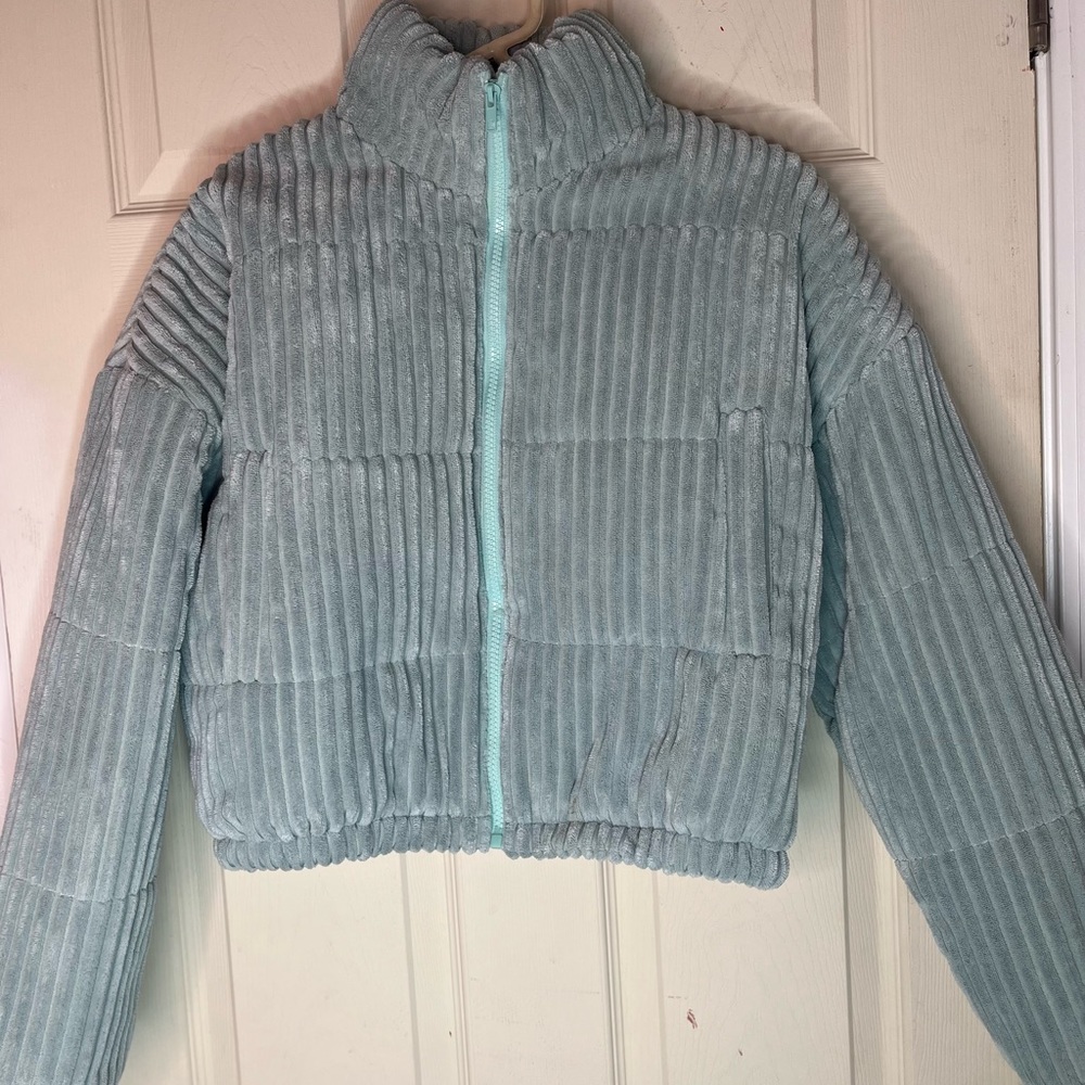 Cropped Puffer Coat